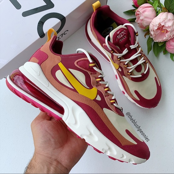 Nike Air Max 270 React NWT - Picture 3 of 12